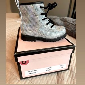 Cynthia Rowley Girls Boots